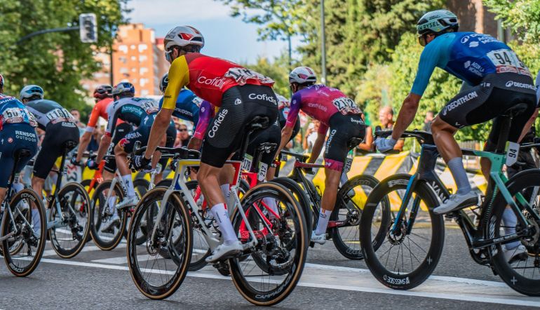 Vuelta 2026: Pedersen og Skjelmose - favoritter, odds og danske chancer