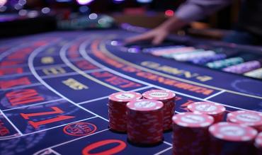 Sådan spiller du Baccarat
